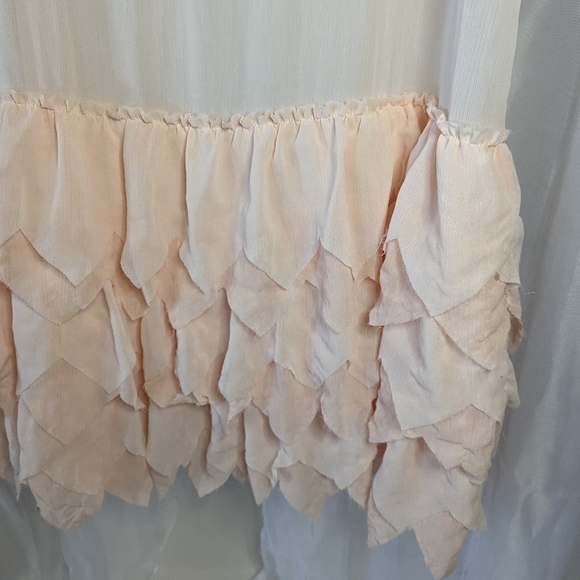 Large Pink night gown - Picture 2 of 4